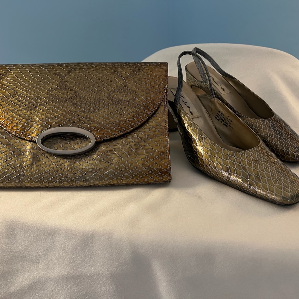 Bellini Gold Snakeskin Slingback Heels with Clutch